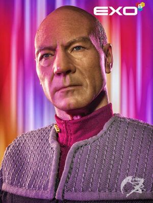 Star Trek Captain Jean-Luc Picard sixth Scale Figure